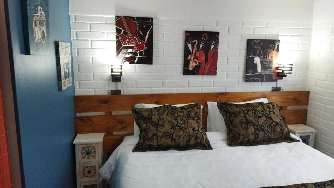 Casa Roble Anejo Bed & Breakfast Санта-Крус Экстерьер фото